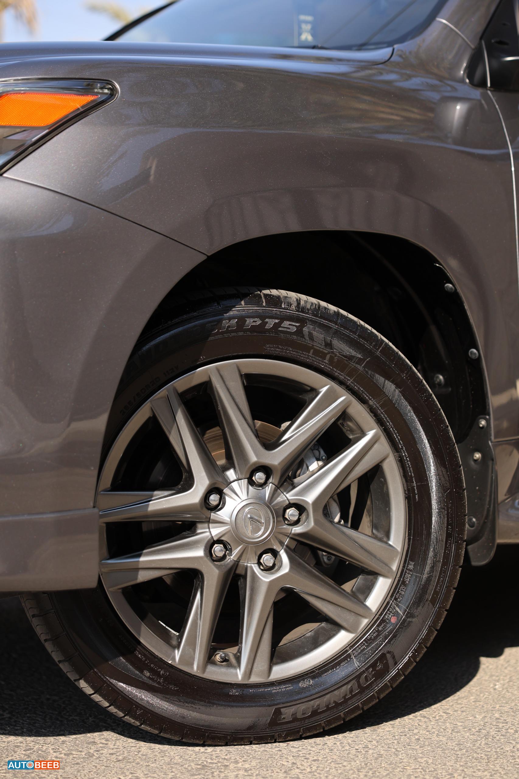 Lexus LX570 2014